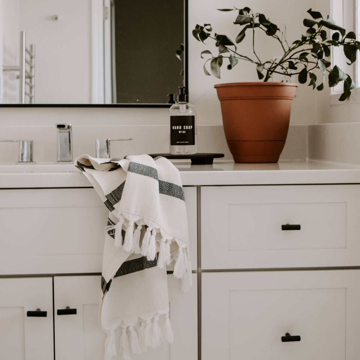 Turkish Cotton & Bamboo Hand Towel, Single Stripe